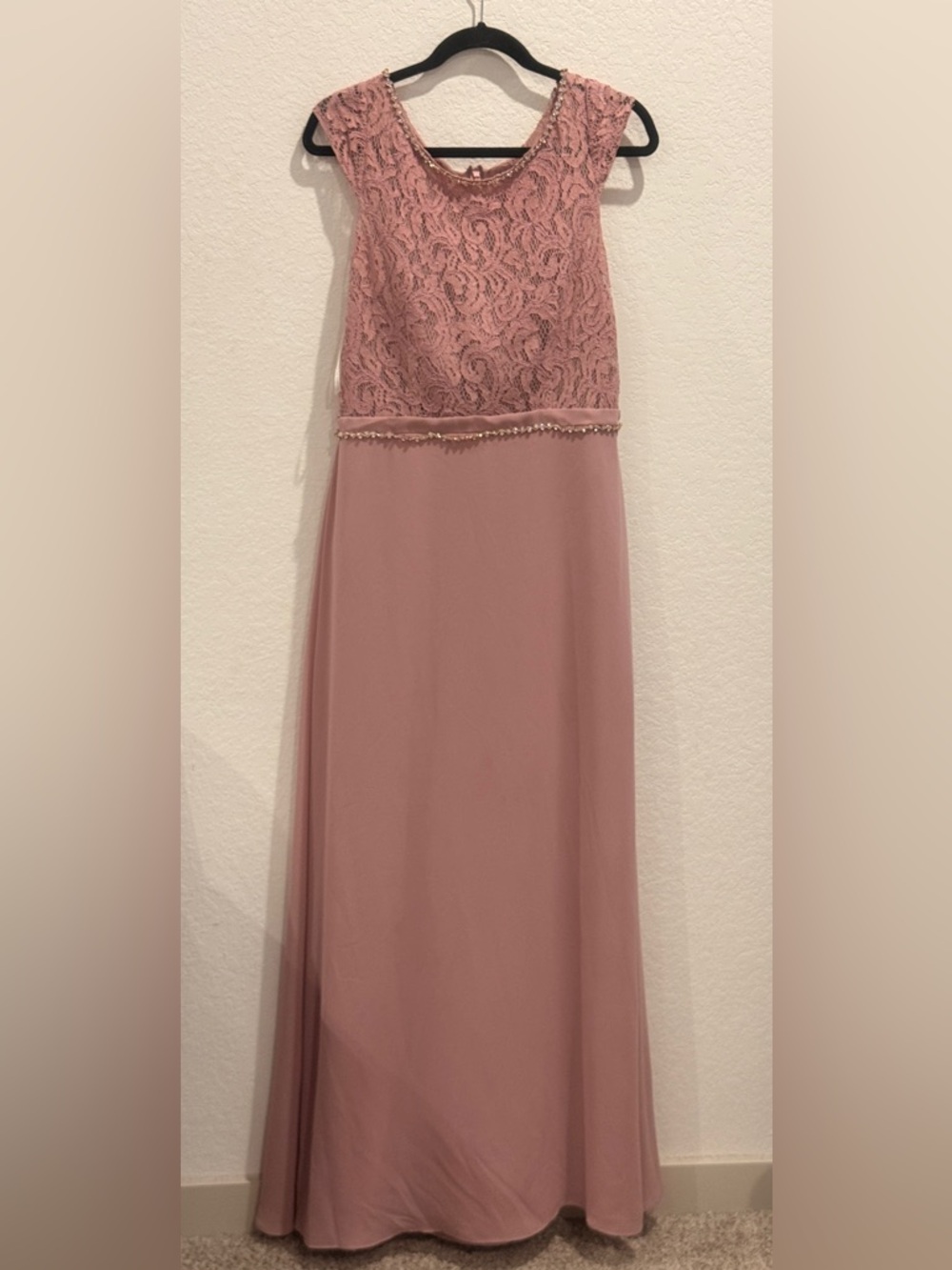 Sleeveless Lace Bodice Maxi Dress in Dusty Rose